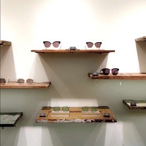 Meet your Posher, Chloe